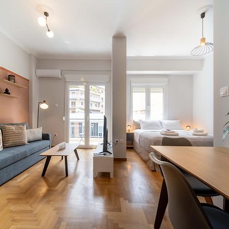 Aris123 By Smart Cozy Suites - Apartments In The Heart Of Athens - 5 Minutes From Metro - Available 24Hr ภายนอก รูปภาพ