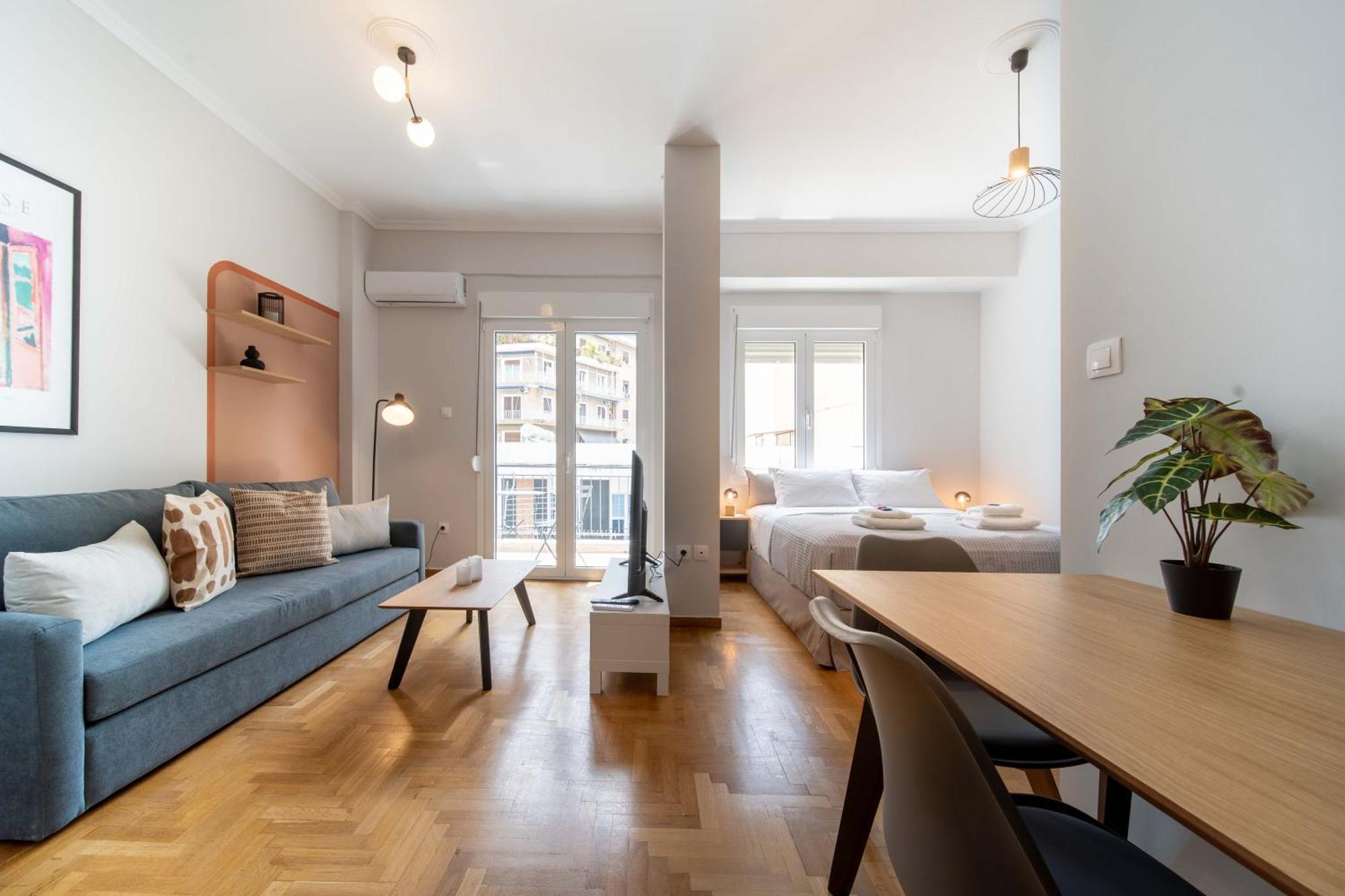 Aris123 By Smart Cozy Suites - Apartments In The Heart Of Athens - 5 Minutes From Metro - Available 24Hr ภายนอก รูปภาพ