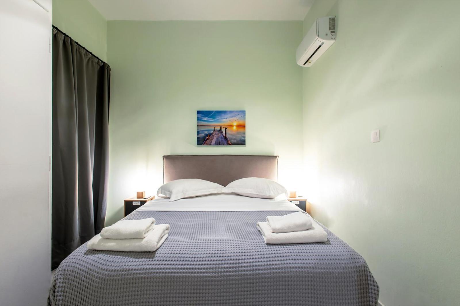 Aris123 By Smart Cozy Suites - Apartments In The Heart Of Athens - 5 Minutes From Metro - Available 24Hr ภายนอก รูปภาพ