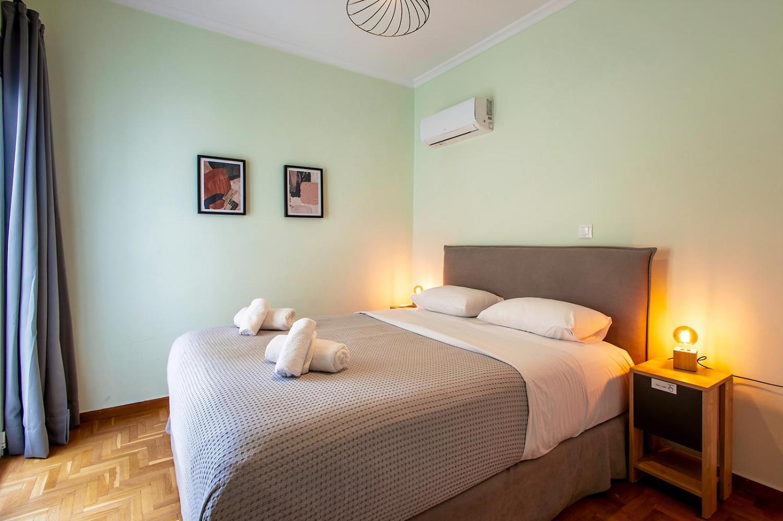 Aris123 By Smart Cozy Suites - Apartments In The Heart Of Athens - 5 Minutes From Metro - Available 24Hr ภายนอก รูปภาพ