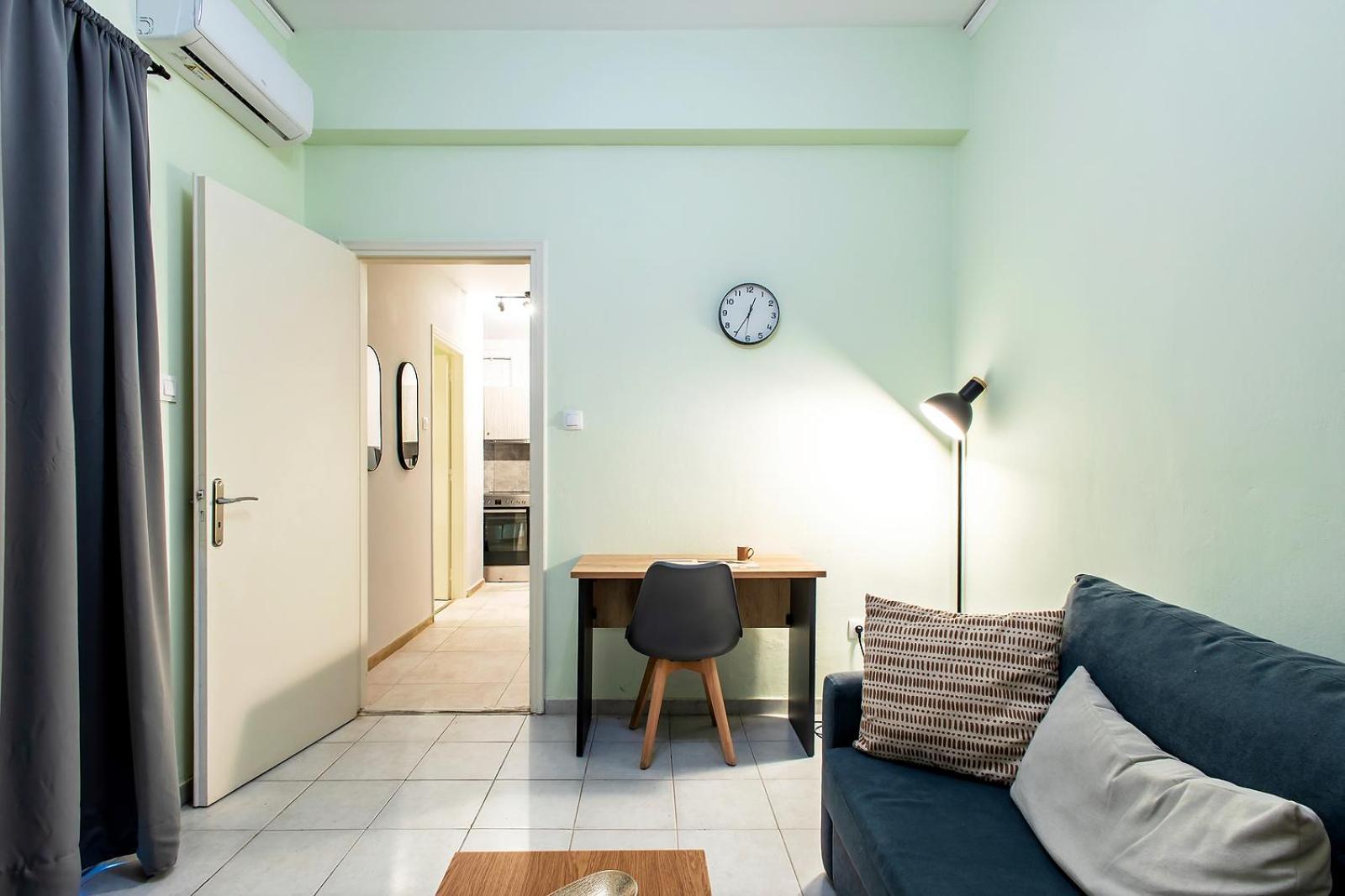Aris123 By Smart Cozy Suites - Apartments In The Heart Of Athens - 5 Minutes From Metro - Available 24Hr ภายนอก รูปภาพ