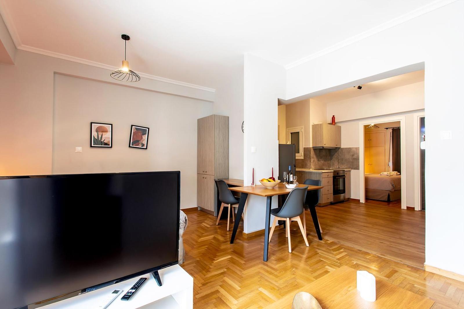 Aris123 By Smart Cozy Suites - Apartments In The Heart Of Athens - 5 Minutes From Metro - Available 24Hr ภายนอก รูปภาพ