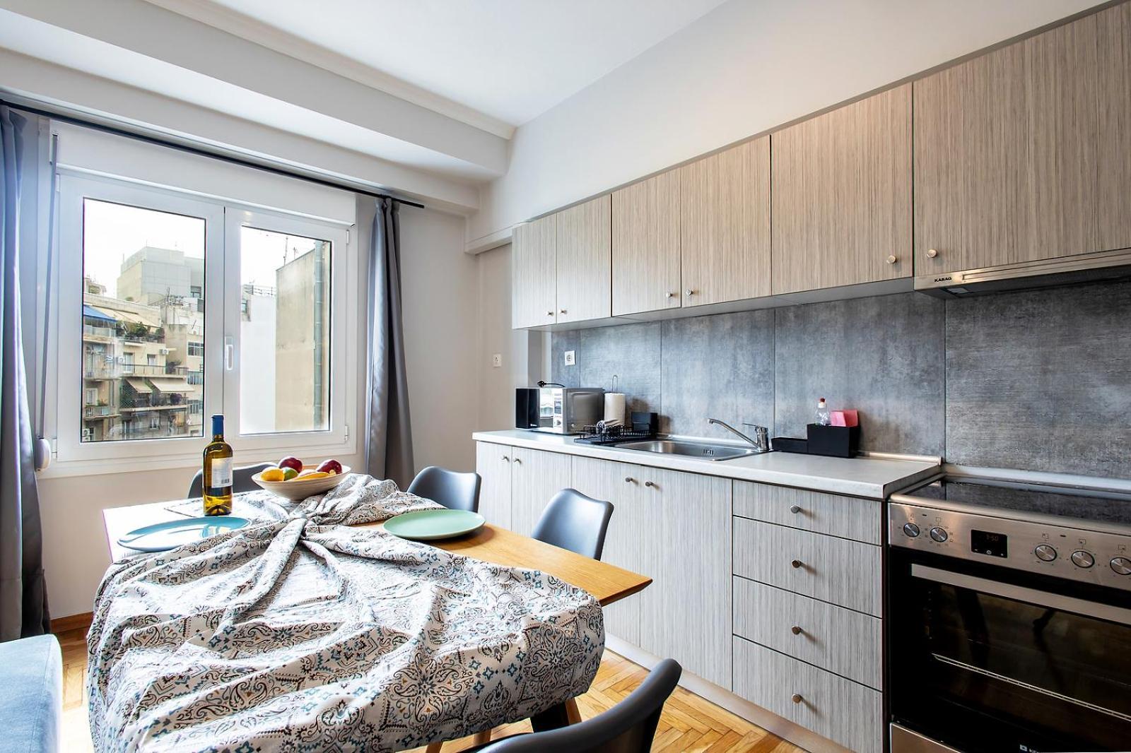 Aris123 By Smart Cozy Suites - Apartments In The Heart Of Athens - 5 Minutes From Metro - Available 24Hr ภายนอก รูปภาพ